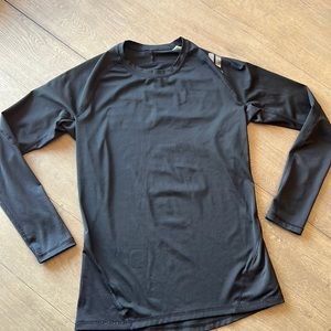 Men’s Adidas tech fit shirt